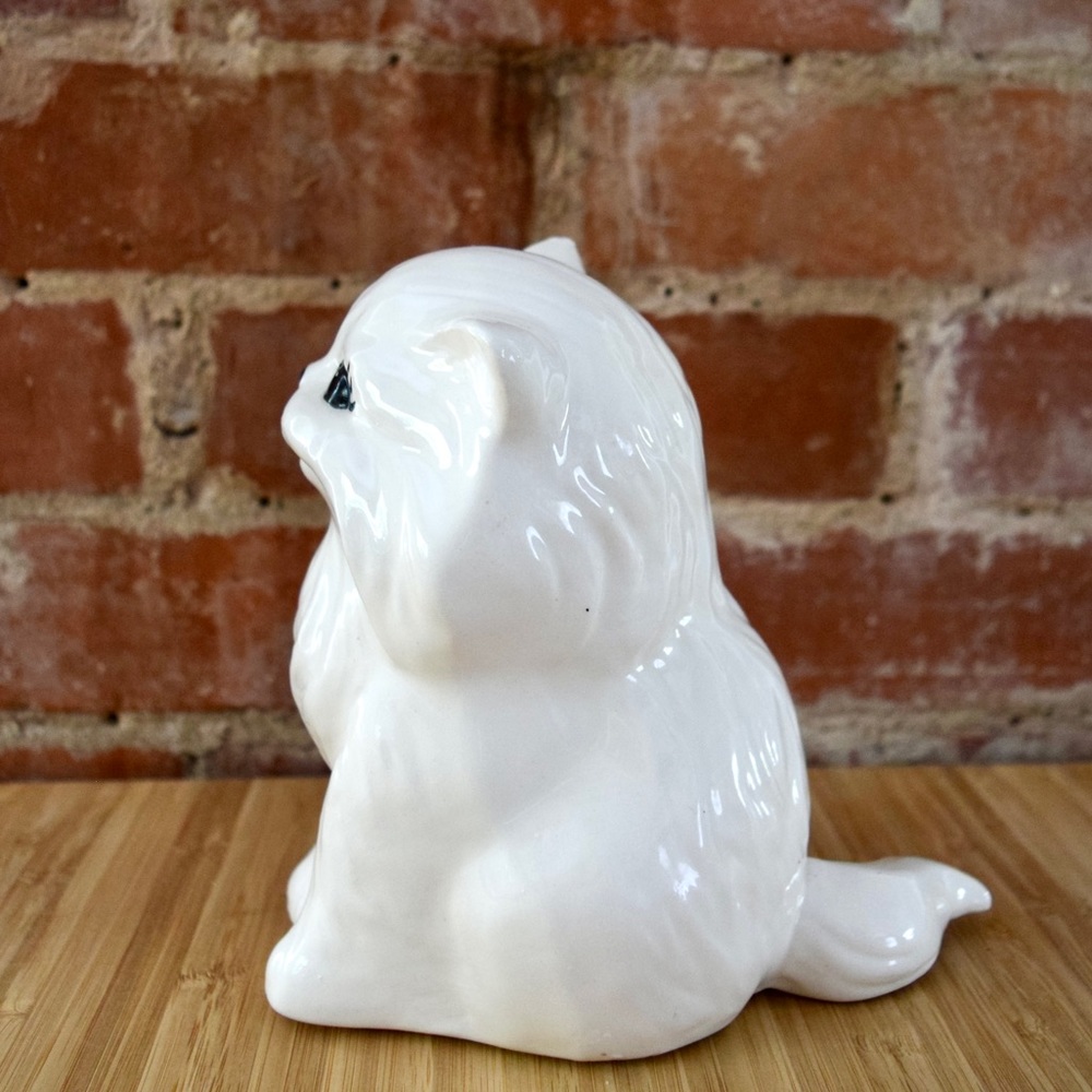 Hand Painted Pretty Ceramic Kitty Figurine Vintage Cat Art Collectible Cute - Picture 6 of 13